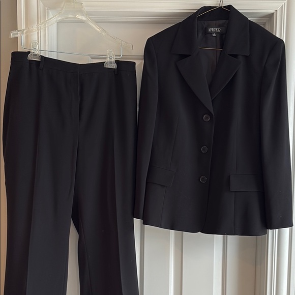 Kasper Classic Black Suit, sz 12, no alterations, gently worn - Picture 1 of 6